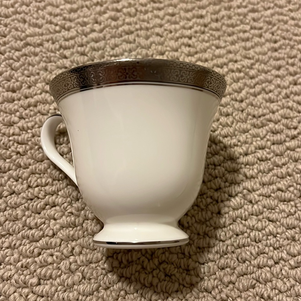 Waterford Newgrande platinum teacup